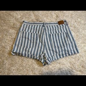 American Eagle Striped Mom Denim Shorts Size 10